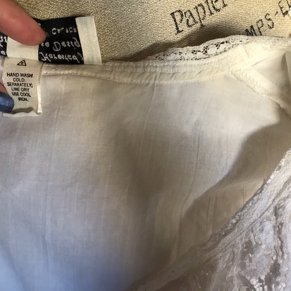 KATHERINE HARESTAD for WHITE ROSE DESIGNS of No. CAL White Lacy BedCoat … - Picture 13 of 14